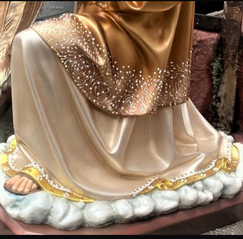 Adoring Angels 25 inches