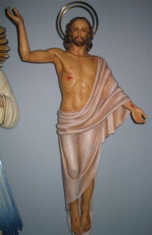 Risen Christ 32"