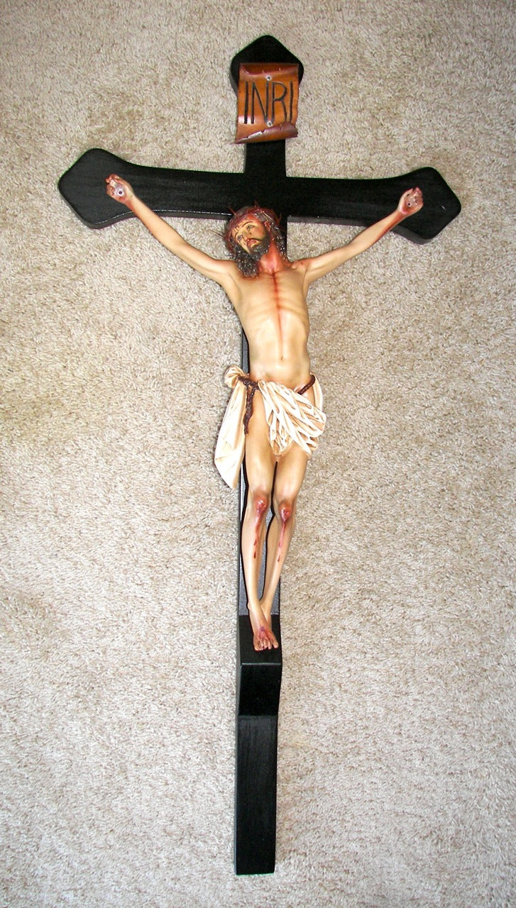 Crucifix 33" (alive)