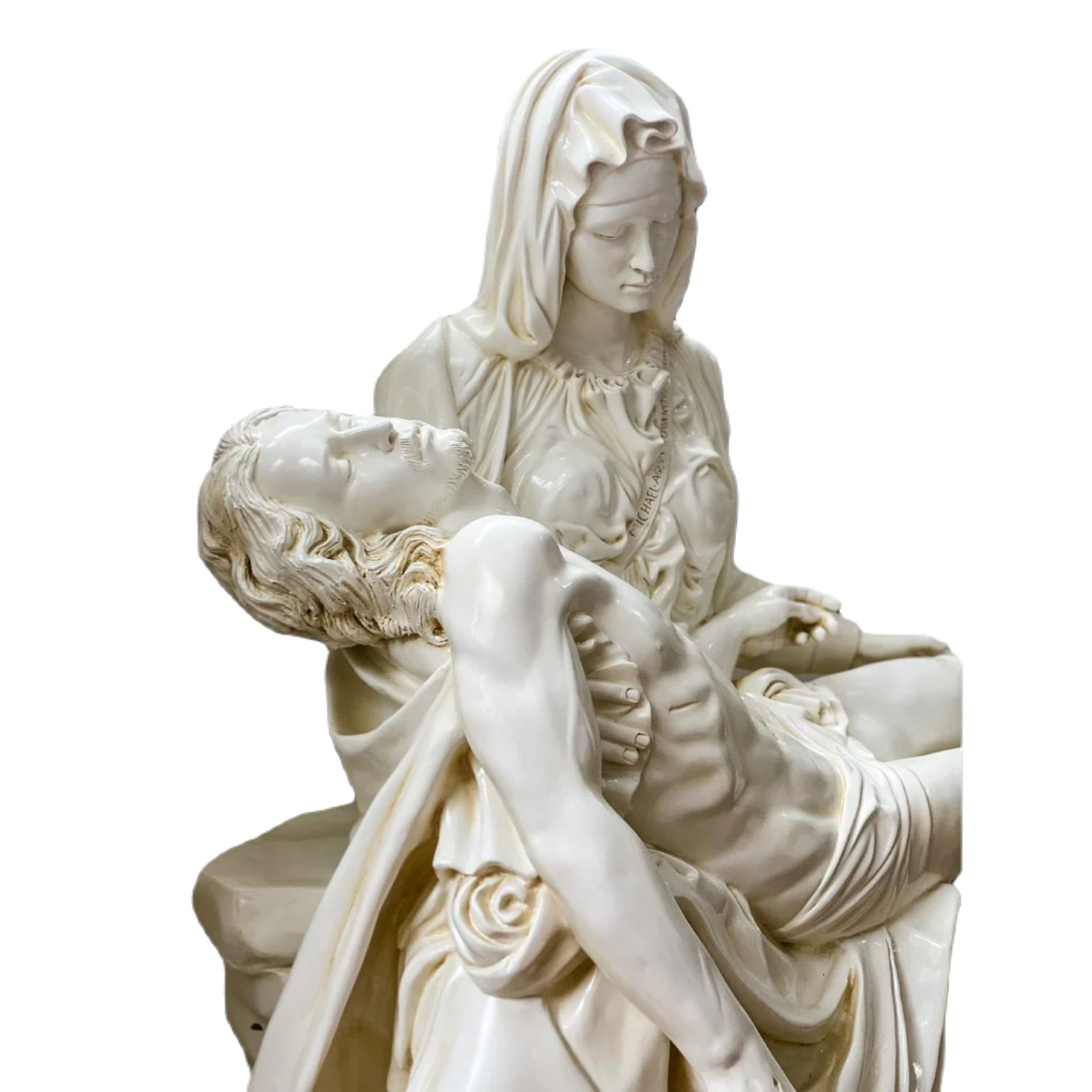 pieta 52 white with shading d